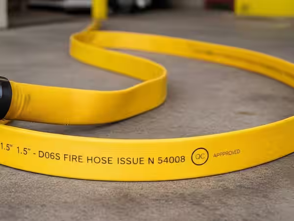 Manguera Blindex 2.5" × 30m 4 Capas Hypalon NFPA 1961 | México — vista 2