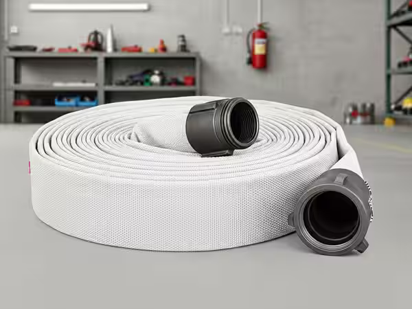 Manguera Millhose 1.5" × 15m Doble Forro NFPA 1961 | México — vista 2